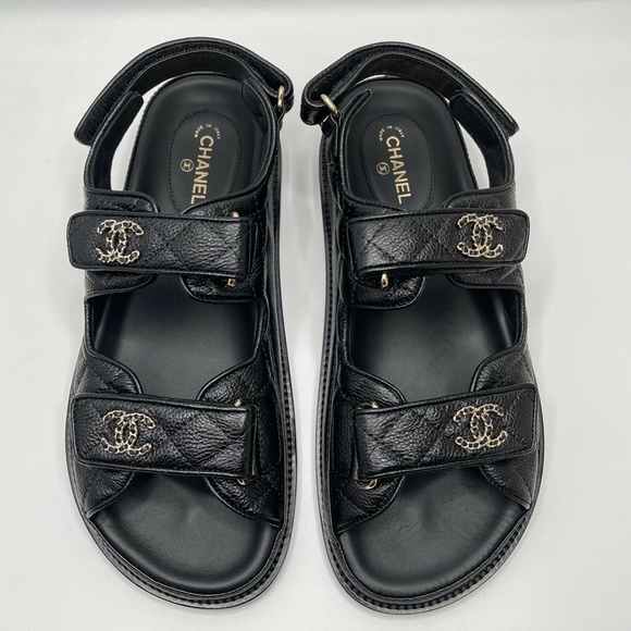 ❌❌ Chanel New 2022 Caviar Leather Quilted Chain CC Logo Slides Mules Dad Sandals - Picture 11 of 13